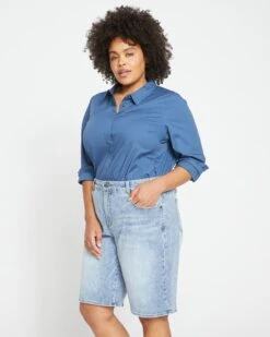 Relaxed Fit Bae Denim Shorts - New Wave Blue Comfort Jean Shorts -UNIVERSAL STANDARD Bae Denim Shorts Aged Wash Wash235 1 USPA0325S 537 003 017