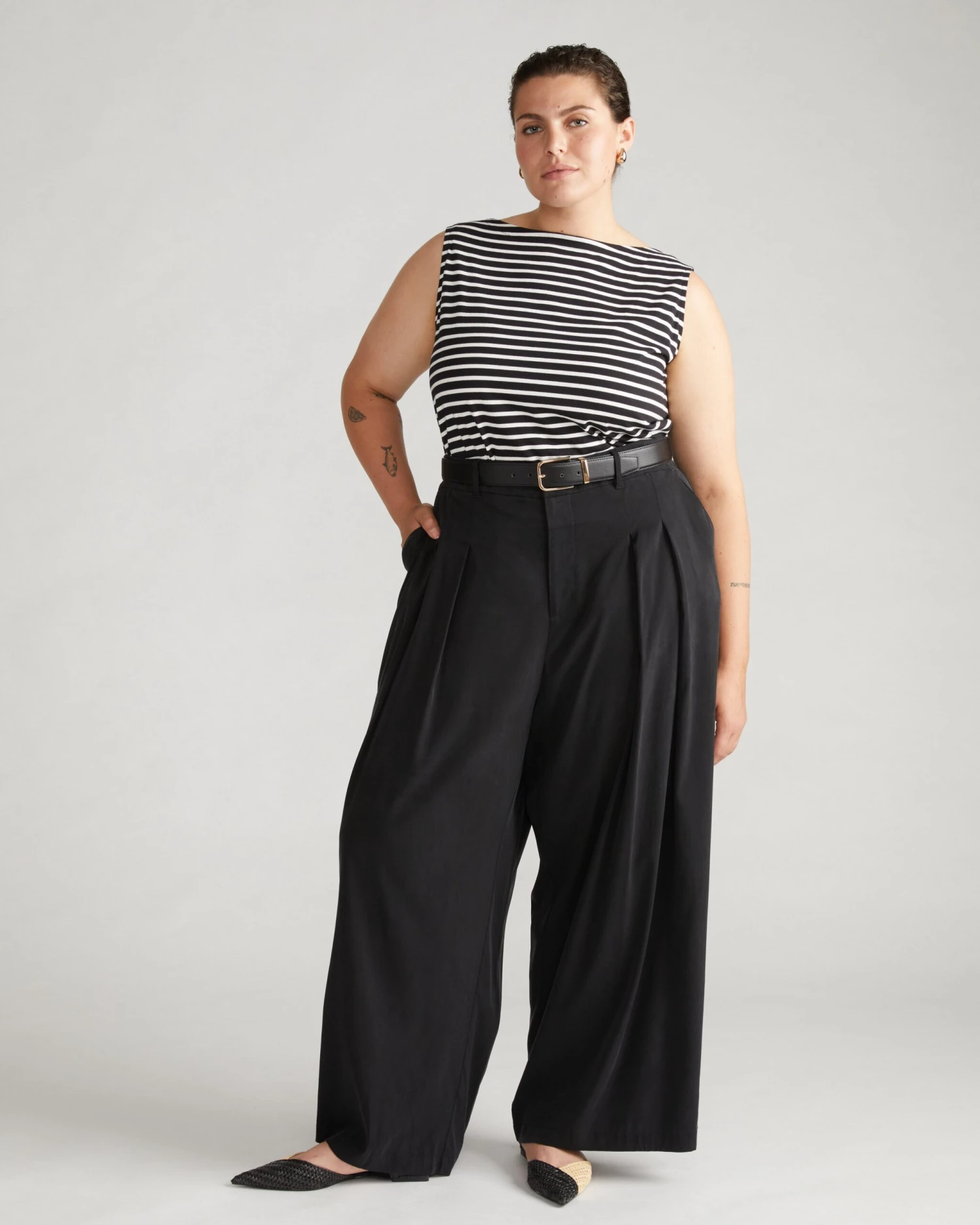 Palais Cooling Cupro Wide Leg Pant - Black - Image 2