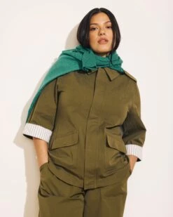 Upstate Stretch Cotton Twill Manor Jacket - Ivy -UNIVERSAL STANDARD CroppedJacket Outfit 2