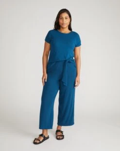 TravelKnit Relaxed Fit Tee in Blue Teal - Wrinkle-Resistant Comfort