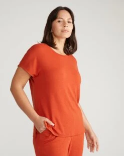 TravelKnit Relaxed Fit Tee in Warm Russet - Lightweight & Wrinkle-Resistant -UNIVERSAL STANDARD Deluxe Rib Relaxed Tee Rooibos Tea USTO1522 875 002 005