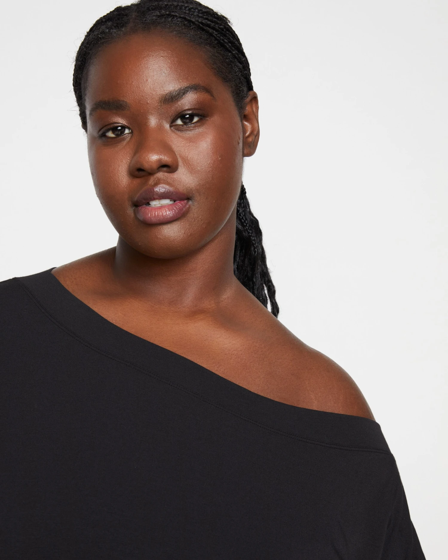 UltimateS Dolci Top: Sustainable Black Off-the-Shoulder Loungewear 5 UltimateS Dolci Top: Sustainable Black Off-the-Shoulder Loungewear - Image 3