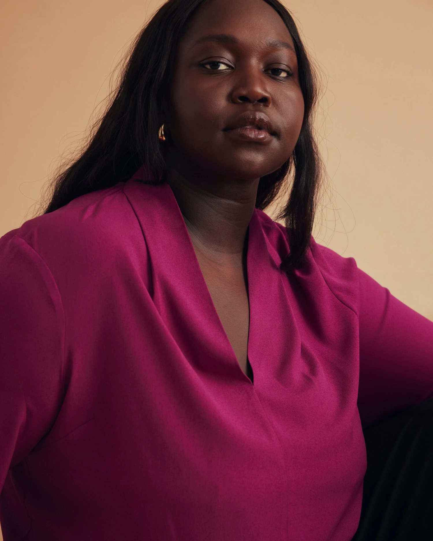 Better-Than-Silk Long Sleeve V-Neck Top - Goji Berry 4 Better-Than-Silk Long Sleeve V-Neck Top - Goji Berry - Image 2