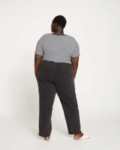 High Rise Straight Leg Jeans - 31 Inch Washed Black Vintage Fit -UNIVERSAL STANDARD Etta High Rise Straight Leg Jeans 31 Inch Washed Black USPA0825L 227 004 031