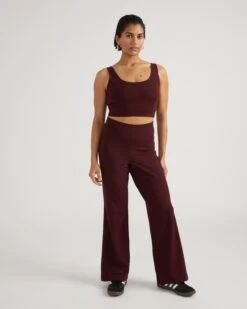 High-Waisted Bootcut Leggings in Black Cherry - Roya Athleisure -UNIVERSAL STANDARD Flare Roya Black Cherry USPA1857 190 001 091