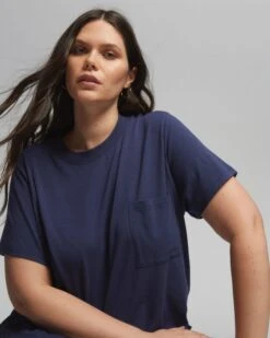 Classic Navy Peruvian Cotton Pocket Tee with Curved Hem