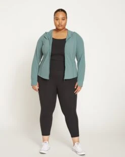 Universal Standard Next-to-Naked Cropped Pocket Legging - Black