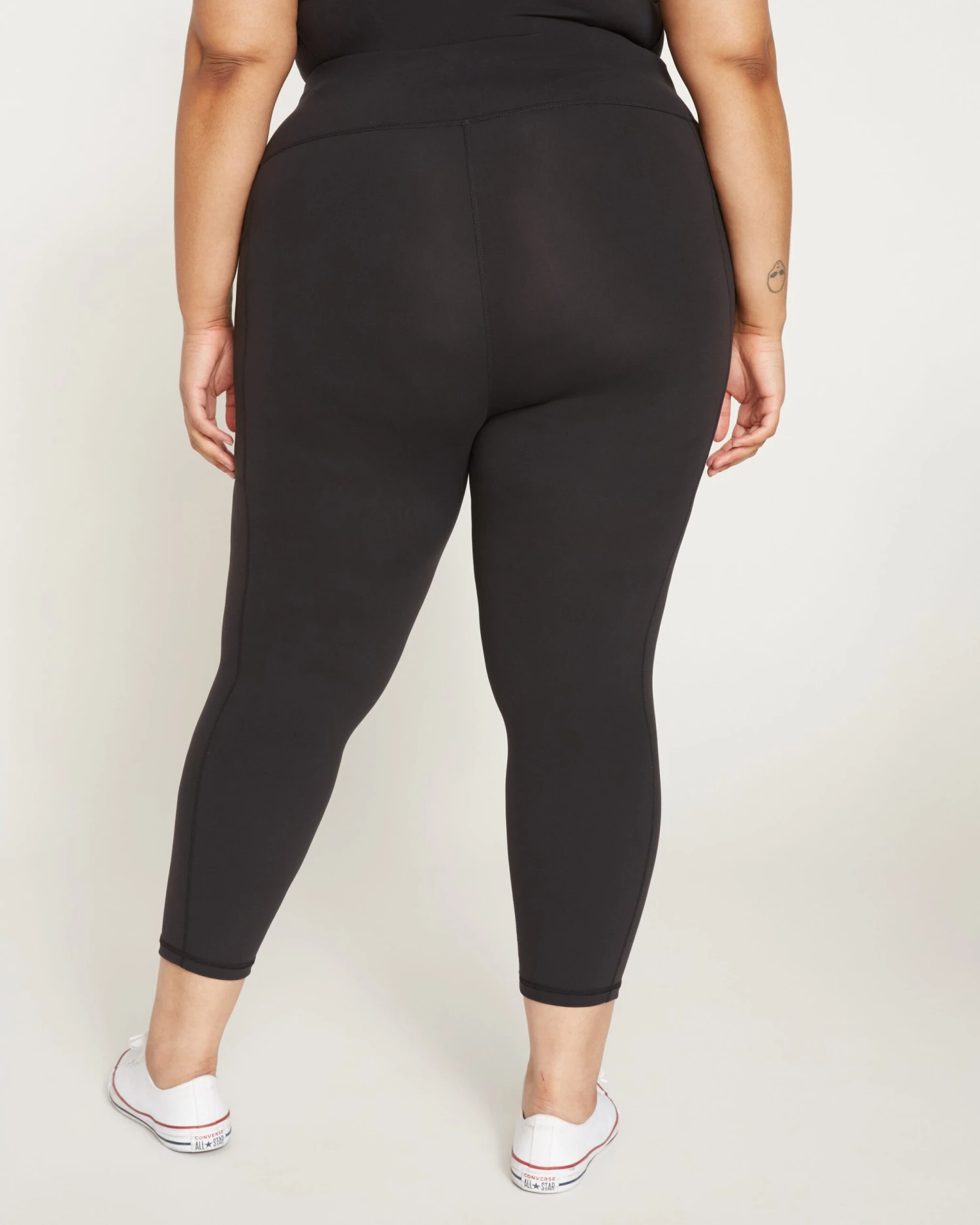 Universal Standard Next-to-Naked Cropped Pocket Legging - Black 7 Universal Standard Next-to-Naked Cropped Pocket Legging - Black - Image 5