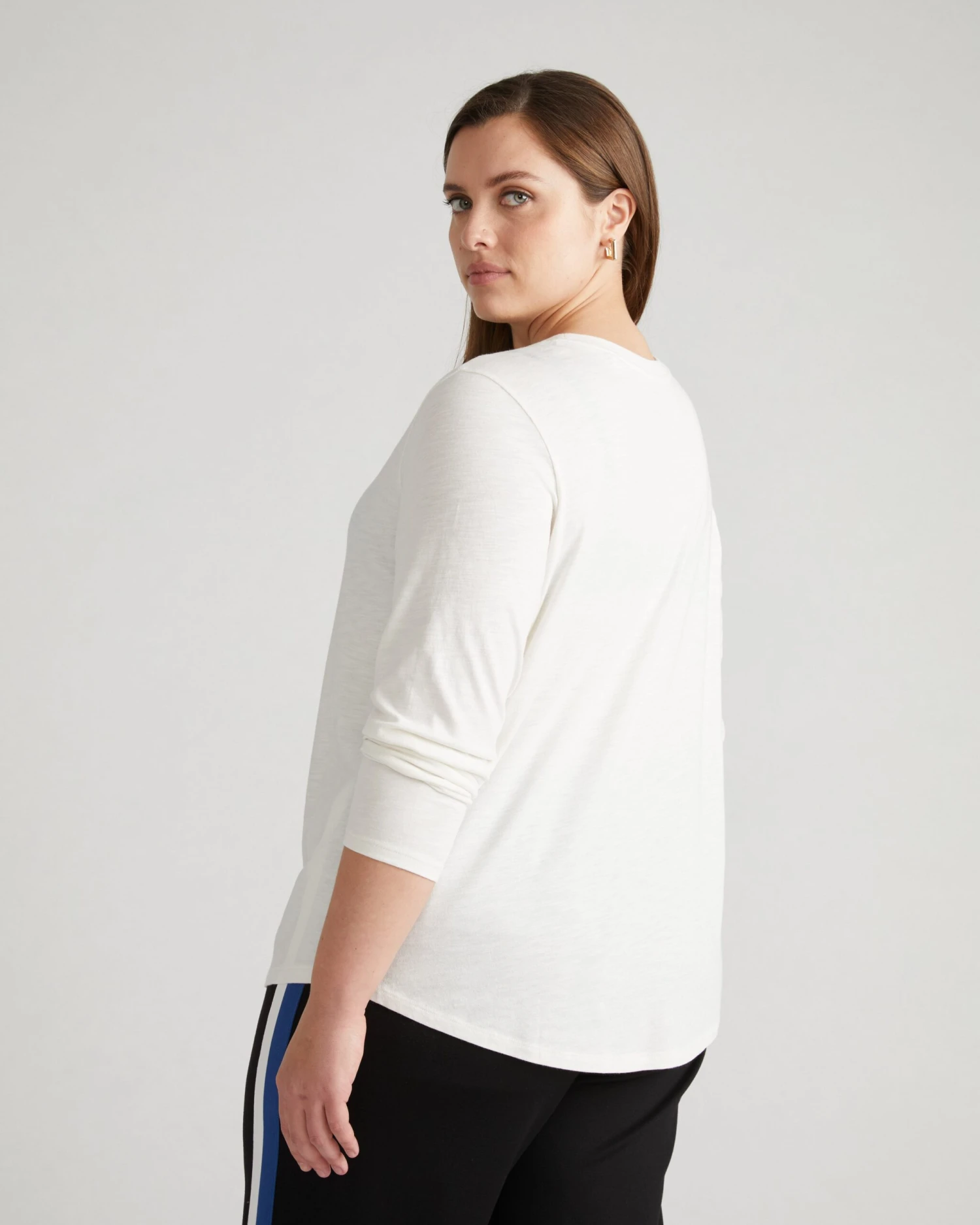 Lightweight Long Sleeve Crew Neck Tee - Breathable Cotton Modal Top - Image 4