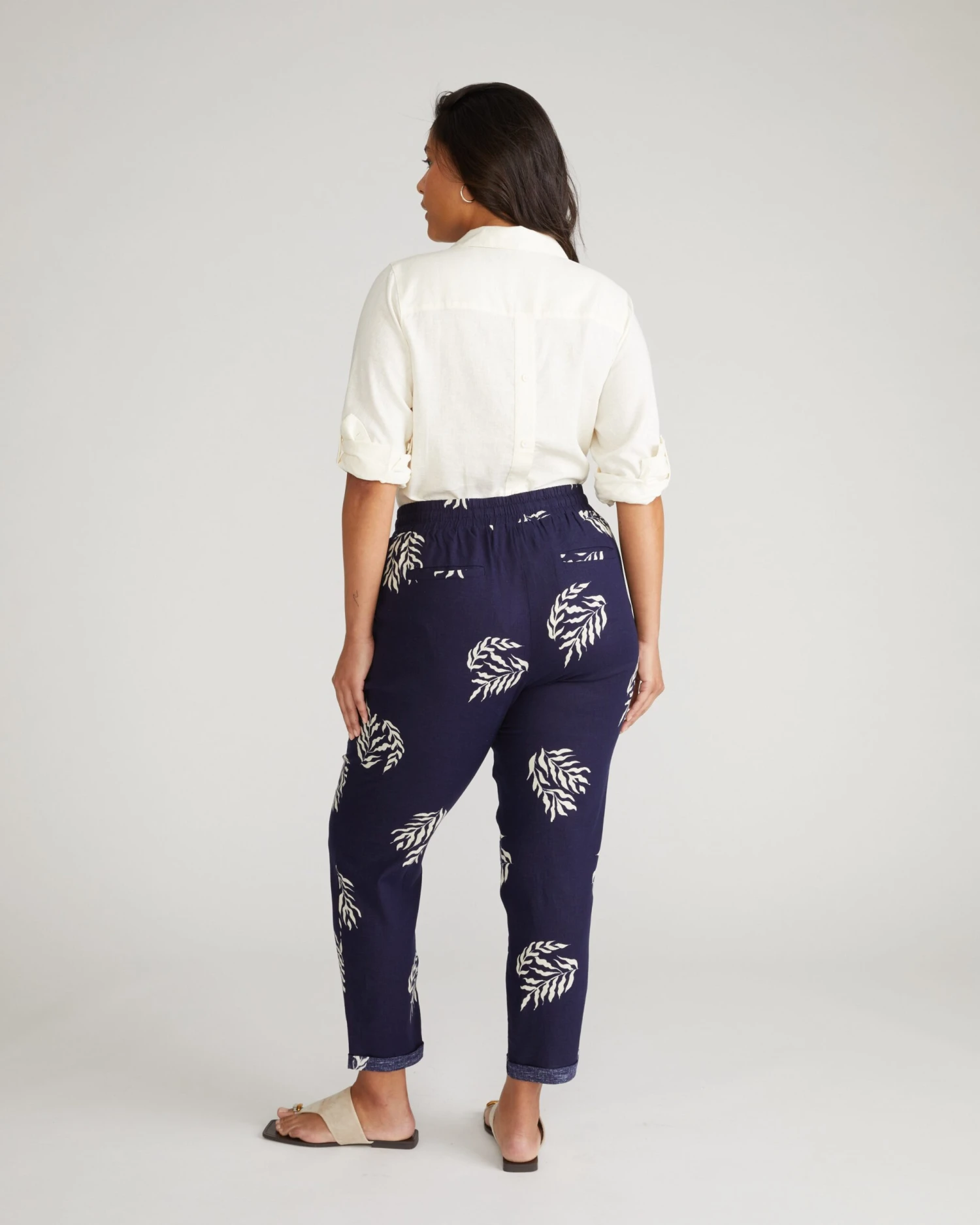 Navy Beachgrass Print Linen Drawstring Pants - Sayville 5 Navy Beachgrass Print Linen Drawstring Pants - Sayville - Image 3