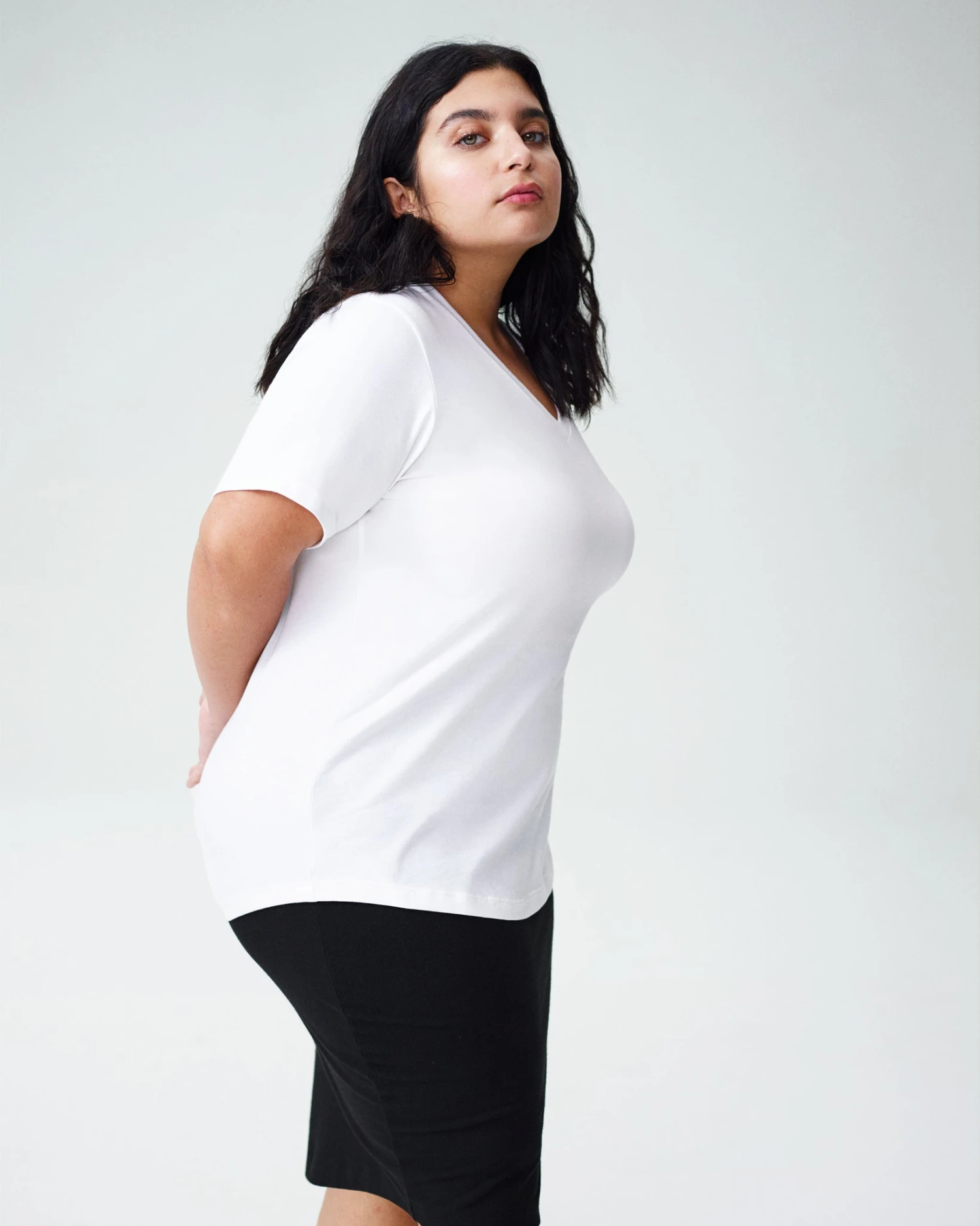 White Petite V-Neck T-Shirt - Premium Peruvian Cotton Tee 6 White Petite V-Neck T-Shirt - Premium Peruvian Cotton Tee - Image 4