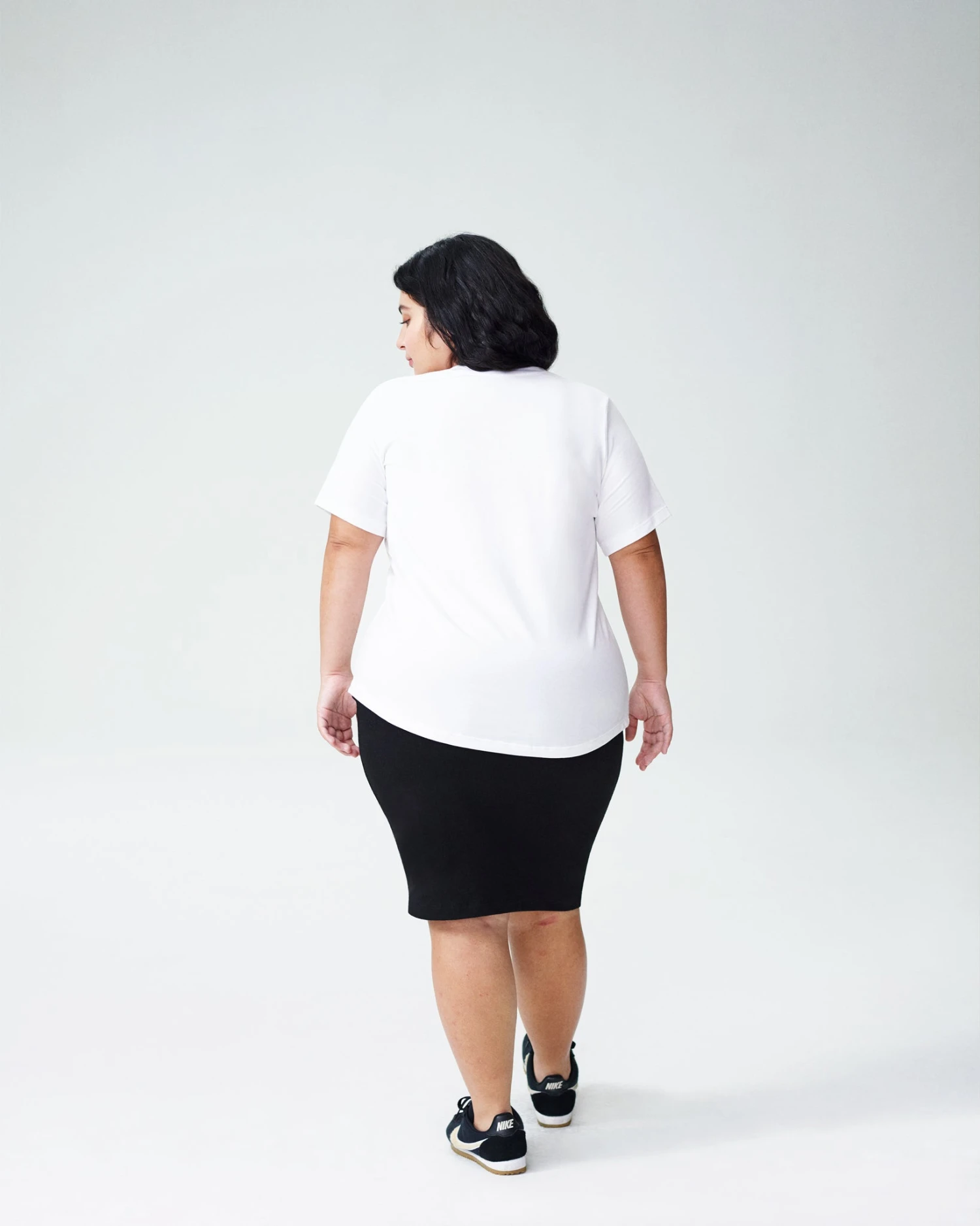 White Petite V-Neck T-Shirt - Premium Peruvian Cotton Tee 7 White Petite V-Neck T-Shirt - Premium Peruvian Cotton Tee - Image 5