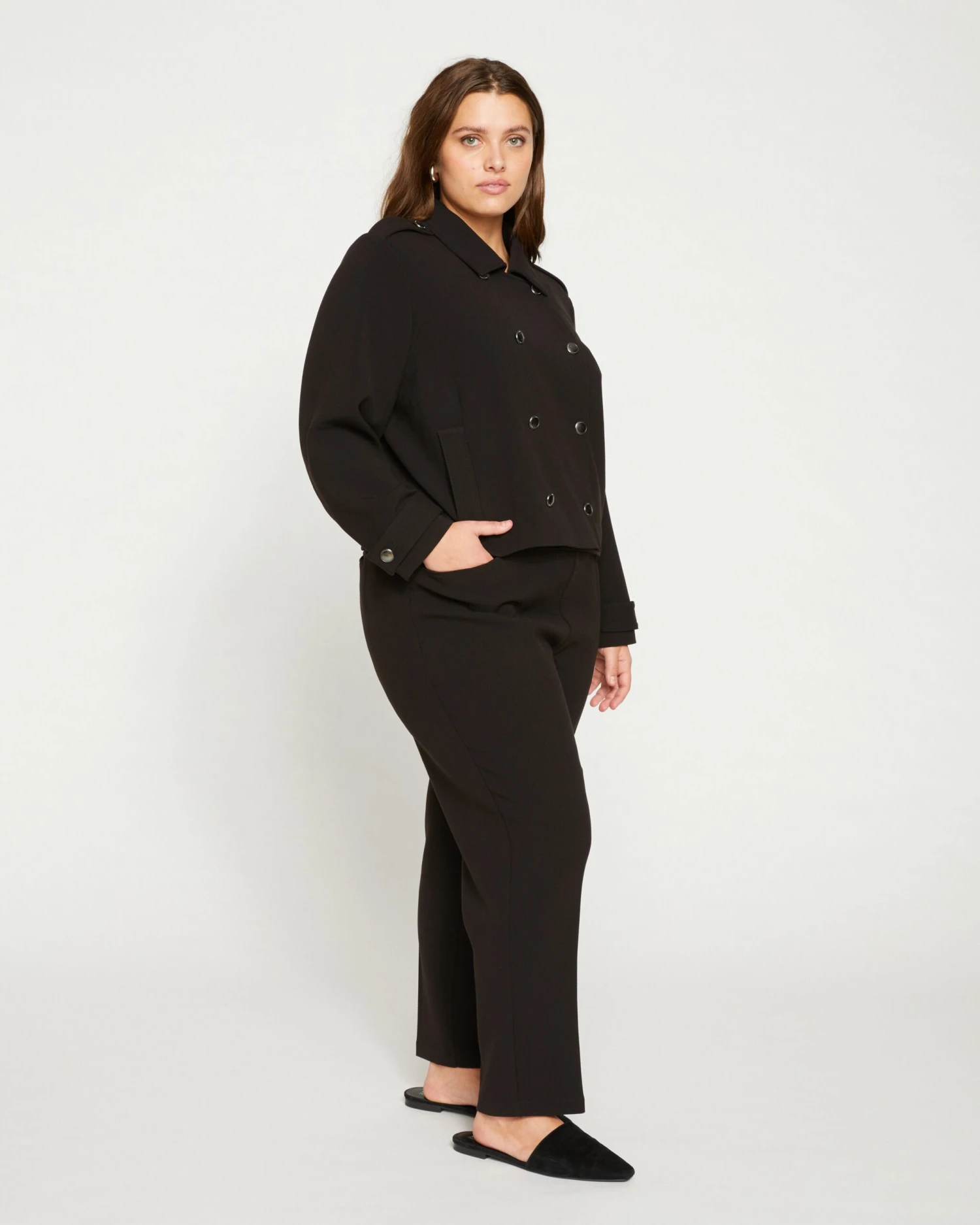 Women's Black Crepe Wide Leg Pull-On Trousers - Tailored Rivington Fit 5 Women's Black Crepe Wide Leg Pull-On Trousers - Tailored Rivington Fit - Image 3