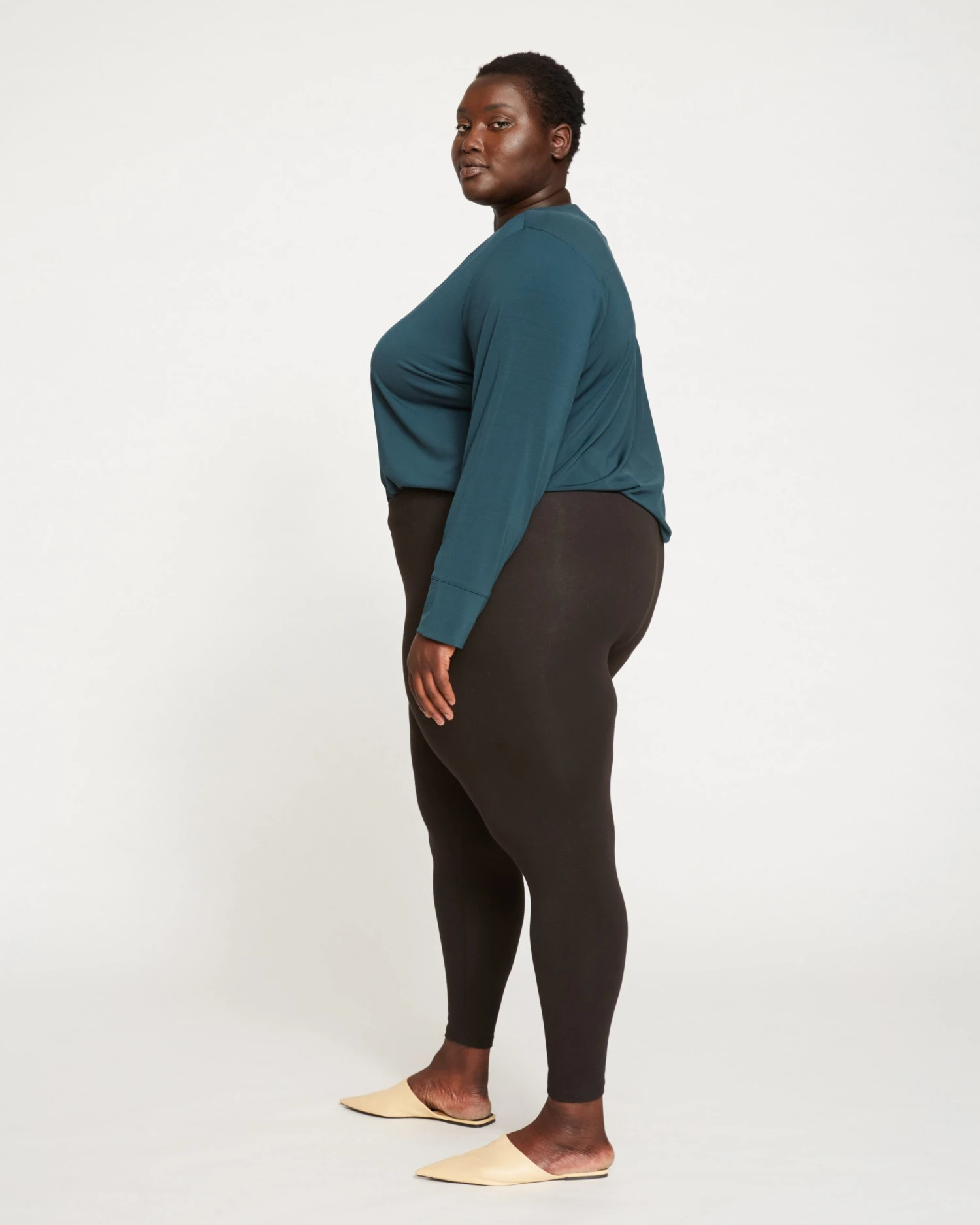 Roya High-Waisted 23 Inch Cropped Leggings - Black Pima Cotton 4 Roya High-Waisted 23 Inch Cropped Leggings - Black Pima Cotton - Image 2