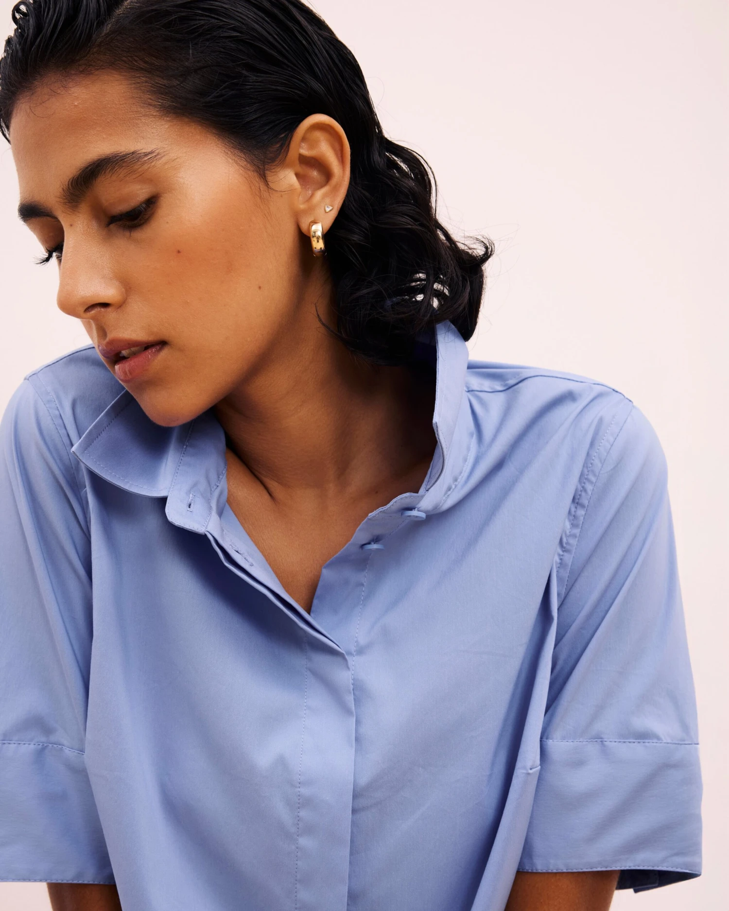 Elbe Stretch Poplin Short Sleeve Shirt - Soft Blue 4 Elbe Stretch Poplin Short Sleeve Shirt - Soft Blue - Image 2