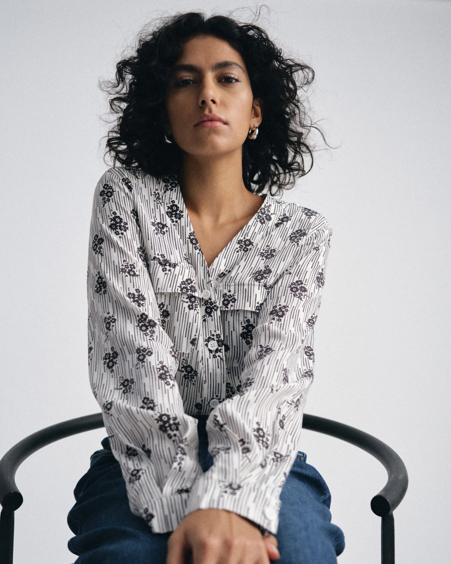 Cooling Stretch Cupro Button-Down Blouse - Vintage Daydream Print 3 Cooling Stretch Cupro Button-Down Blouse - Vintage Daydream Print