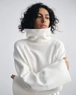 Cream Oversize Turtleneck Sweater - Ultra-Soft Itch-Free Knit
