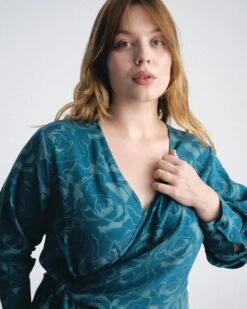 Beacon Stretch Cupro Wrap Shirt - Rose Print In Deep Teal -UNIVERSAL STANDARD UNIVERSALSTANDARD 08.26.254034