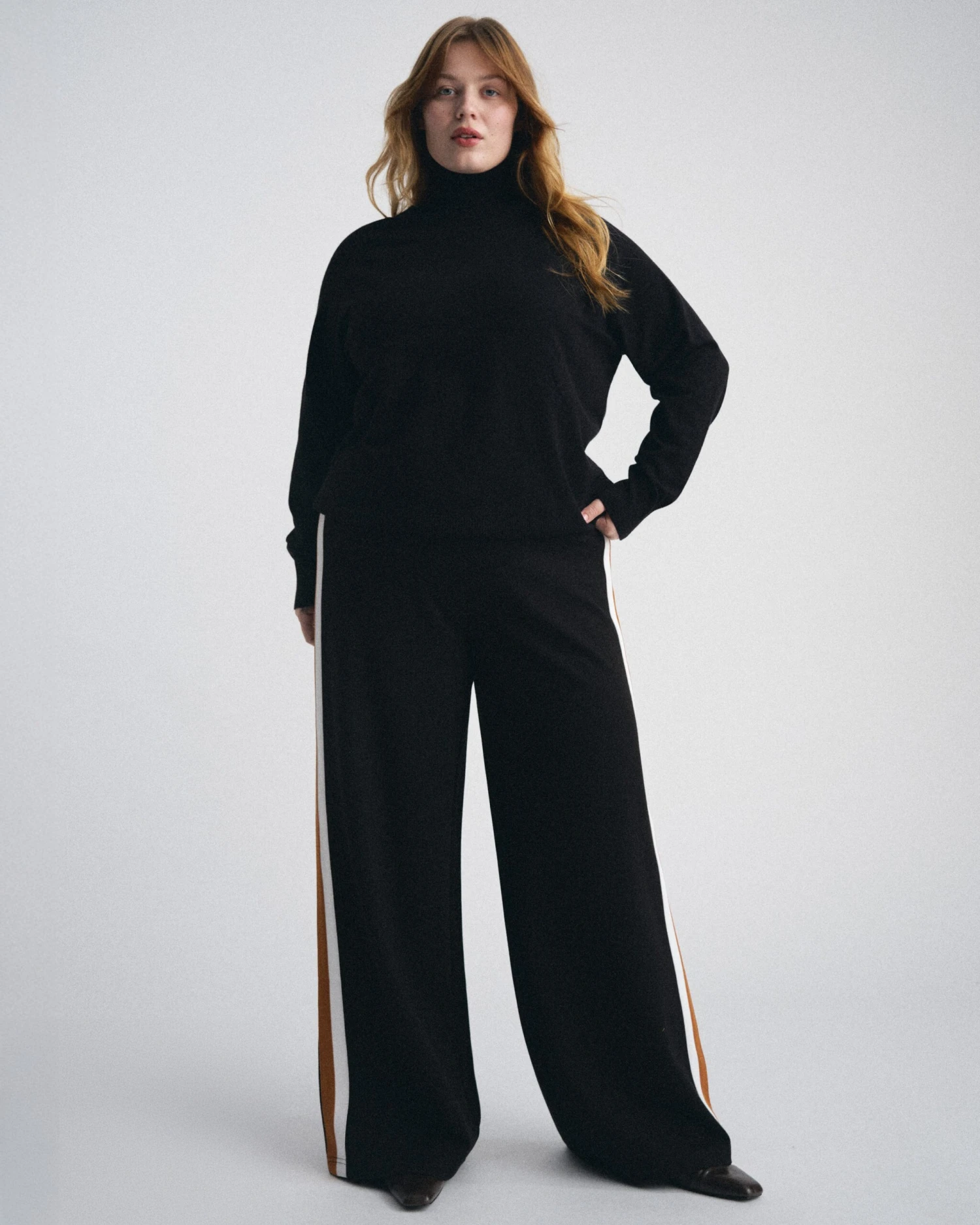 Renee Savvy Fine Knit Raglan Turtleneck in Black 4 Renee Savvy Fine Knit Raglan Turtleneck in Black - Image 2