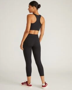 High-Waisted Cropped Leggings - Black Second-Skin Yoga Pants 11 High-Waisted Cropped Leggings - Black Second-Skin Yoga Pants -UNIVERSAL STANDARD USAT0367C 001 NEXT TO NAKED CROPPED LEGGINGS BLACK 003 2282
