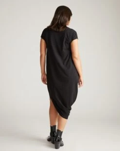Breathable Peruvian Cotton V-Neck Dress - Relaxed Everyday Black Dress -UNIVERSAL STANDARD USDR0374 001 Iconic Geneva V Neck Dress Black 003 086