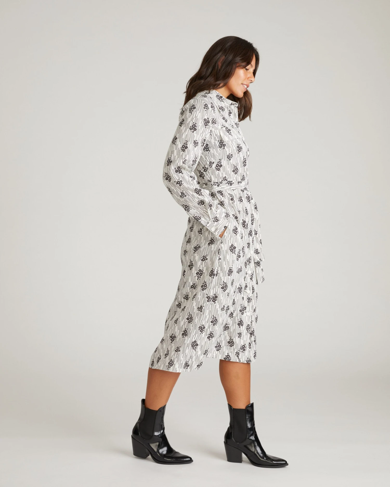 Cooling Stretch Cupro Savannah Shirt Dress - Vintage Daydream Print 4 Cooling Stretch Cupro Savannah Shirt Dress - Vintage Daydream Print - Image 2