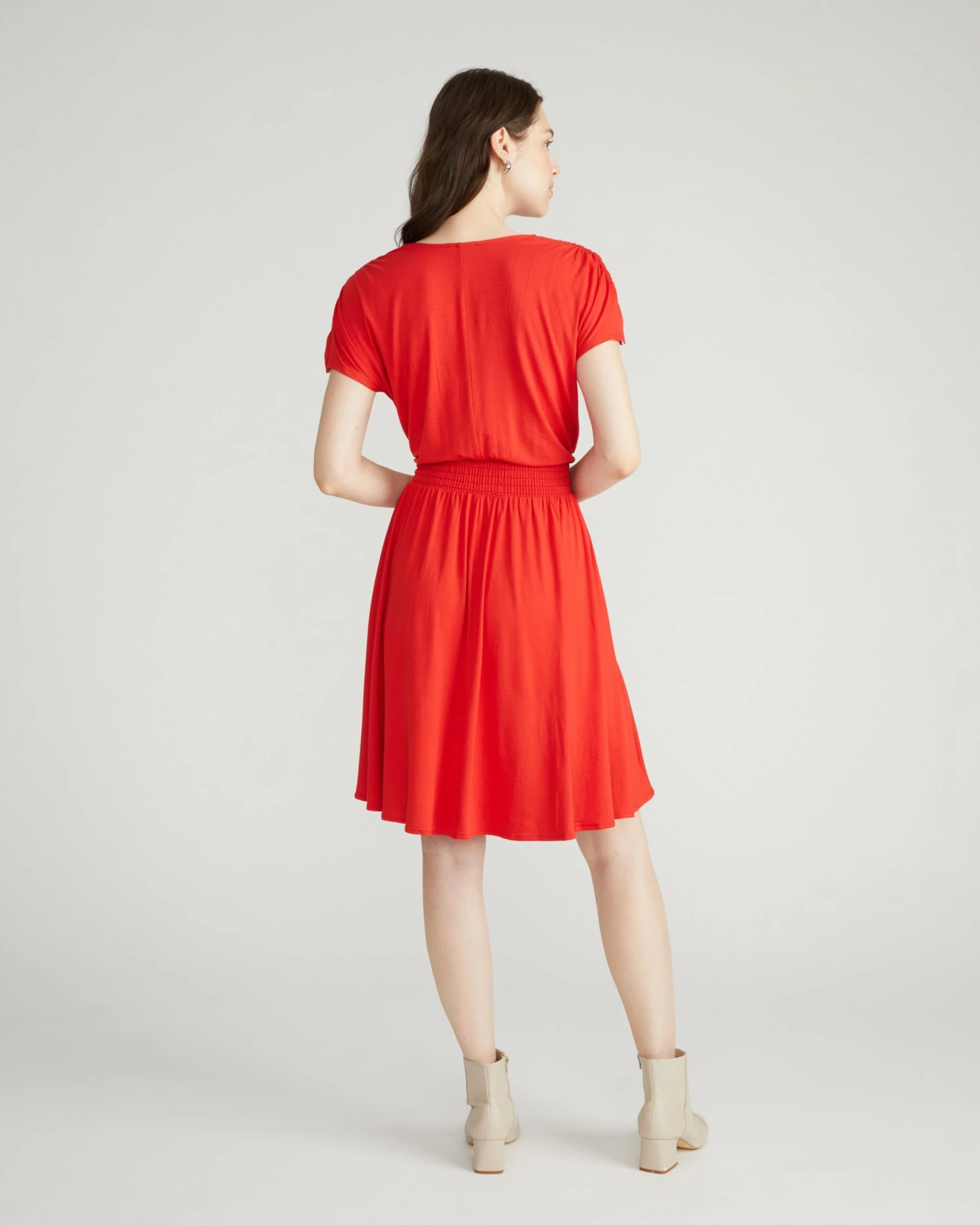 Minetta Liquid Jersey V-Neck Dress - Lipstick Red 5 Minetta Liquid Jersey V-Neck Dress - Lipstick Red - Image 3