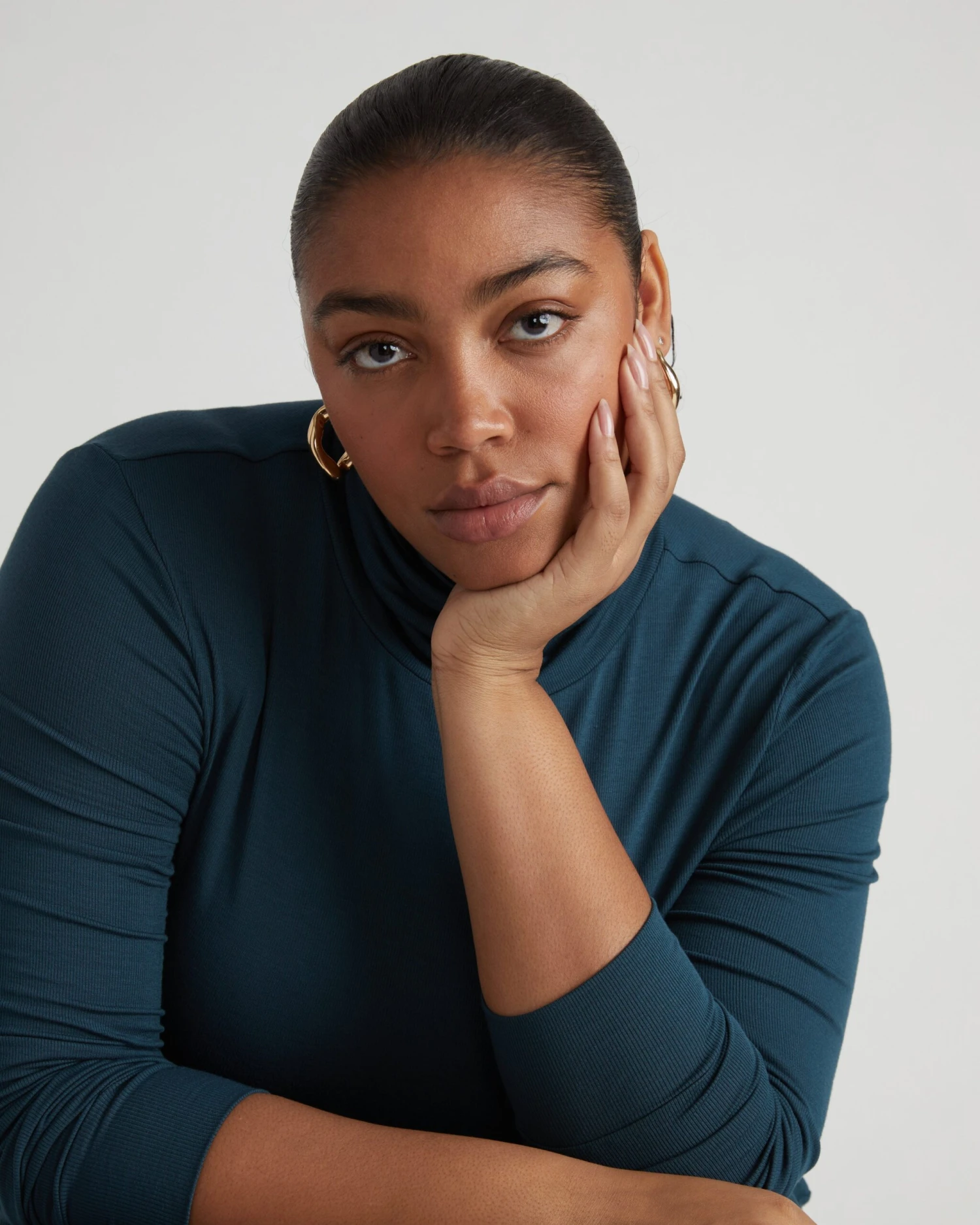 Sustainable Fine Ribbed Foundation Turtleneck - Deep Sea 6 Sustainable Fine Ribbed Foundation Turtleneck - Deep Sea - Image 4