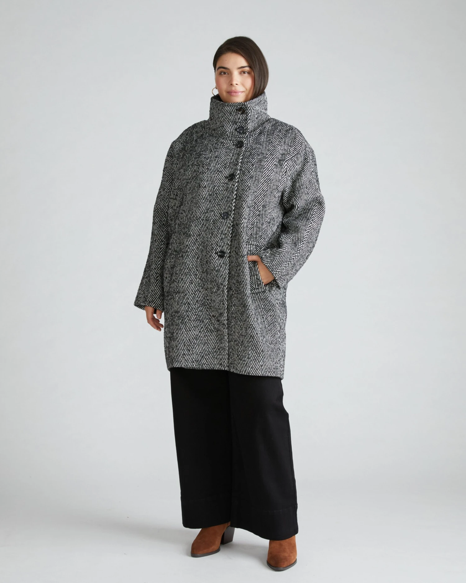 Marlo Herringbone Cocoon Coat - Vintage-Inspired Structured Outerwear 5 Marlo Herringbone Cocoon Coat - Vintage-Inspired Structured Outerwear - Image 3
