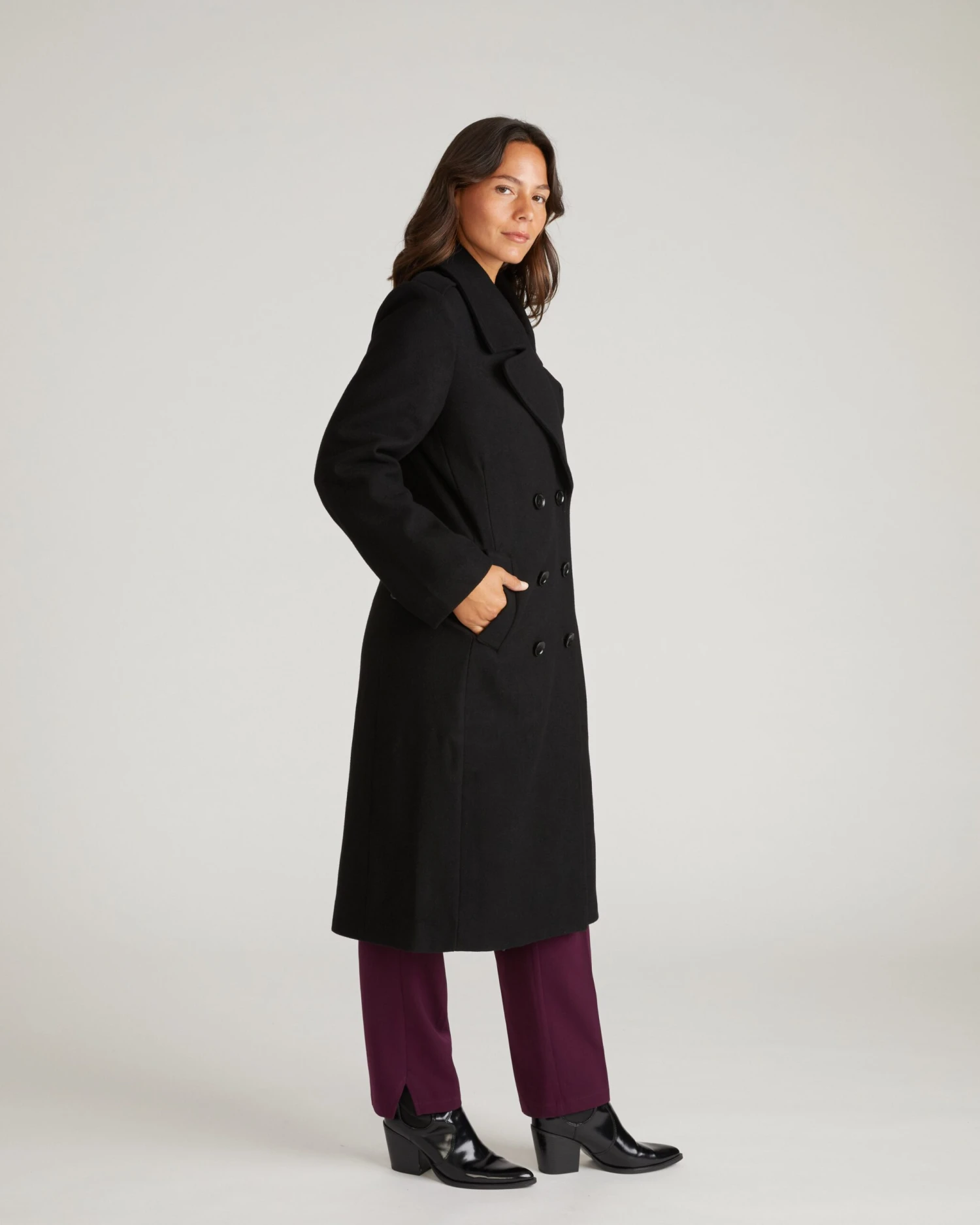 Callaghan Classic Wool Coat - Elegant Black Outerwear 5 Callaghan Classic Wool Coat - Elegant Black Outerwear - Image 3