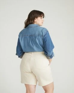 Lou Loose Fit Ecru Denim Shorts - Wide Leg High-Waisted Comfort -UNIVERSAL STANDARD USPA1261S 701Lou Loose Fit Denim ShortsEcru 003 001