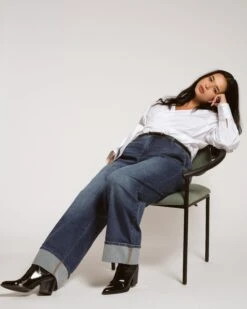 Carol High Rise High Stretch Jeans - Saint Lawrence Blue -UNIVERSAL STANDARD USPA1307E 842 006