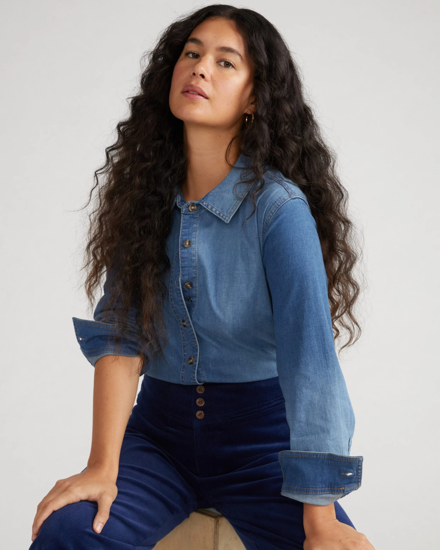 Minimalist Stretch Cotton Chambray Shirt in Vintage Indigo