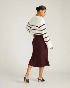 Carla Ponte Skirt - Black Cherry 9 Carla Ponte Skirt - Black Cherry -UNIVERSAL STANDARD USSK1878 190 Black Cherry 003 2217