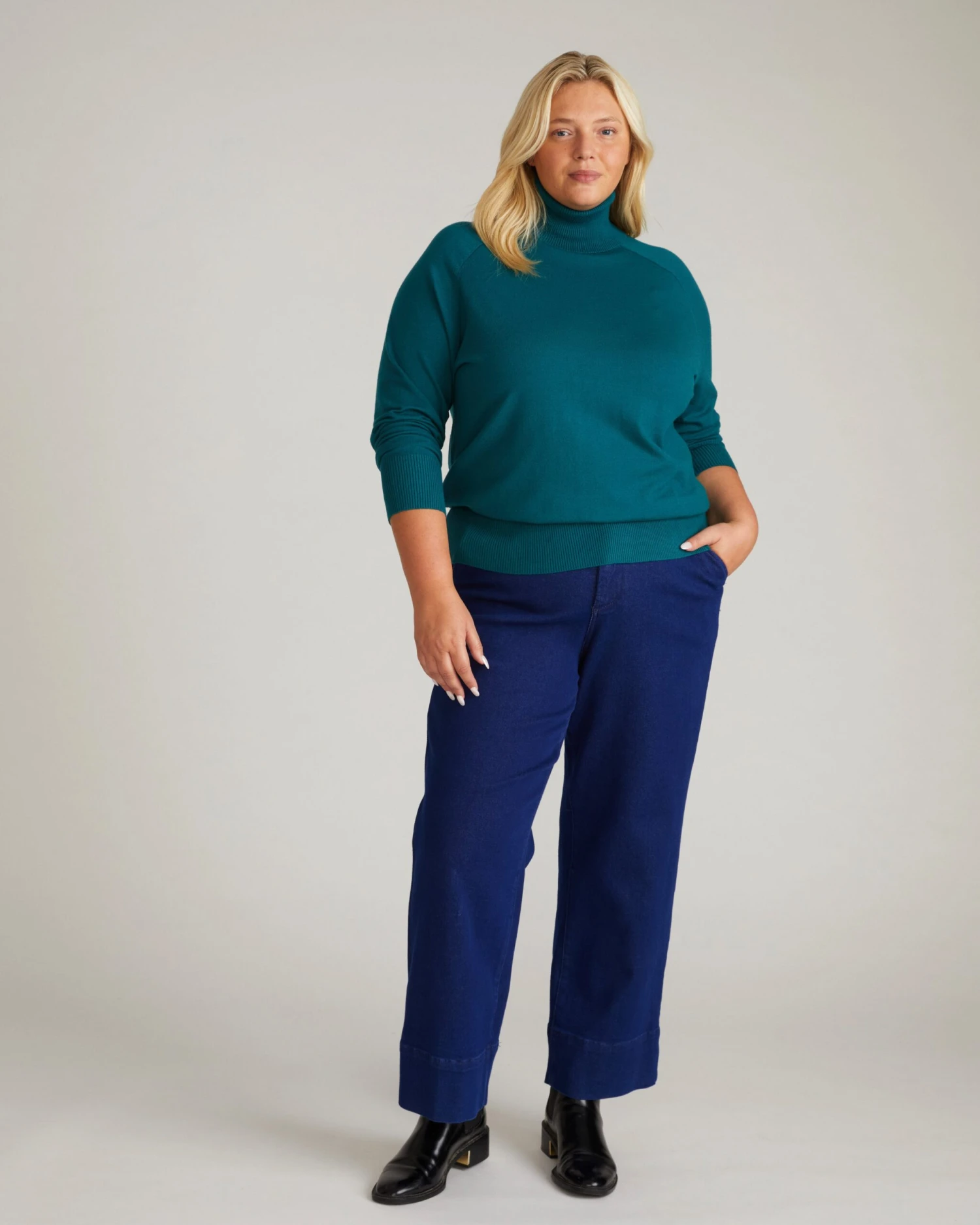 Renee Savvy Fine Knit Raglan Turtleneck in Botanic 3 Renee Savvy Fine Knit Raglan Turtleneck in Botanic