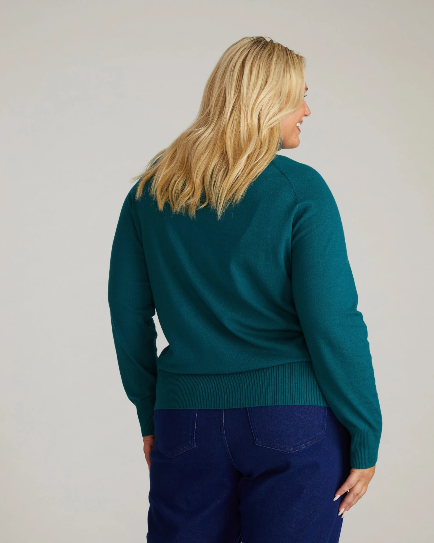 Renee Savvy Fine Knit Raglan Turtleneck in Botanic 5 Renee Savvy Fine Knit Raglan Turtleneck in Botanic - Image 3