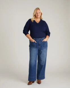 Savvy Fine Knit V-Neck Sweater - Midnight