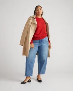 Derjon Trench Coat 2.0 - Tailored Khaki Outerwear -UNIVERSAL STANDARD USSW1767 735 Crewneck Sweater Winery 001 433 603633a1 48ce 4fca b140 a6276f9a0848