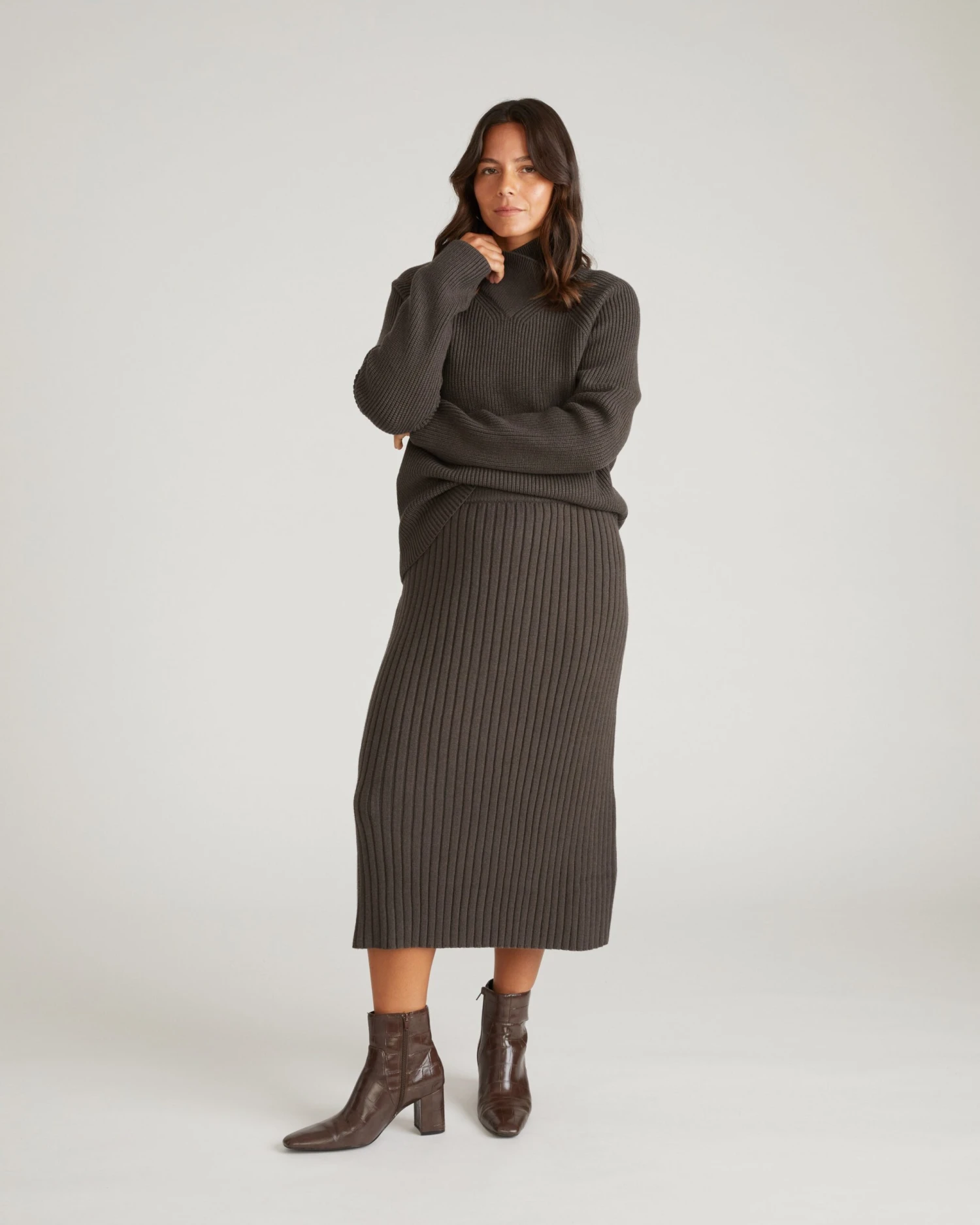 Graphite Gray Knit Sweater Skirt - Chic & Cozy Elastic Waist Skirt 5 Graphite Gray Knit Sweater Skirt - Chic & Cozy Elastic Waist Skirt - Image 3