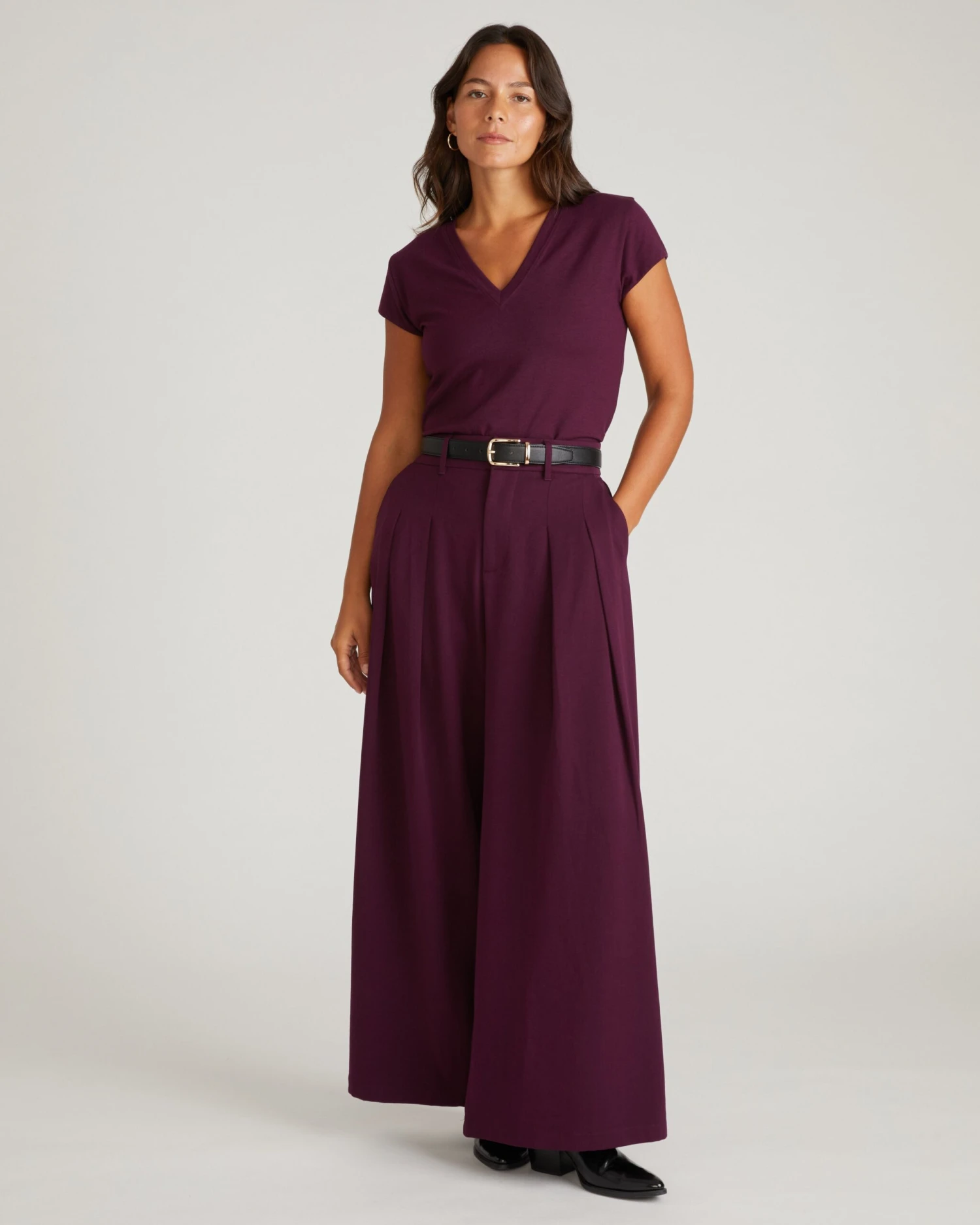 Ashley V-Neck Cap Sleeve Tee - Gamay Premium Pima Cotton 3 Ashley V-Neck Cap Sleeve Tee - Gamay Premium Pima Cotton