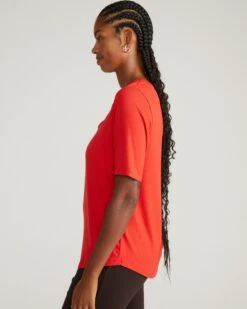 Premium Liquid Jersey V-Neck Stovepipe Tee - Lipstick Red -UNIVERSAL STANDARD USTO0784 059 Lily Liquid Jersey V Neck Stovepipe Tee Poppy 002 673