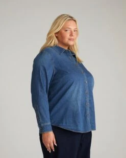 Minimalist Stretch Cotton Chambray Shirt - Union City Blue -UNIVERSAL STANDARD USTO0974NP 525 Minimalist Stretch Cotton Chambray Shirt Union City Blue 002 004 bc1b55eb 57b5 4f81 a613 51f2491e9fdb