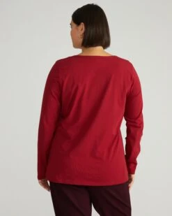 Premium Garnet Long Sleeve Square Neck Tee in Peruvian Cotton -UNIVERSAL STANDARD USTO1066 943 Long Sleeve Square Neck Tee Garnet 003 204