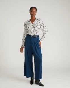 Cooling Stretch Cupro Button-Down Blouse - Vintage Daydream Print 11 Cooling Stretch Cupro Button-Down Blouse - Vintage Daydream Print -UNIVERSAL STANDARD USTO1422XP 925 Cooling Stretch Cupro Button Down Blouse Vintage Daydream 001 053