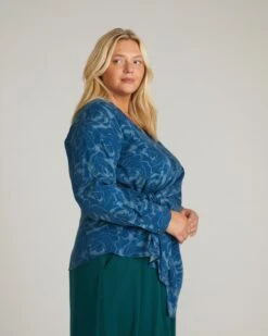 Beacon Stretch Cupro Wrap Shirt - Rose Print In Deep Teal -UNIVERSAL STANDARD USTO1675BXP 936 Stretch Cupro Wrap Shirt Rose Print in Teal 002 166 1f1dd7c9 ab50 4209 8f93 54732b50de00