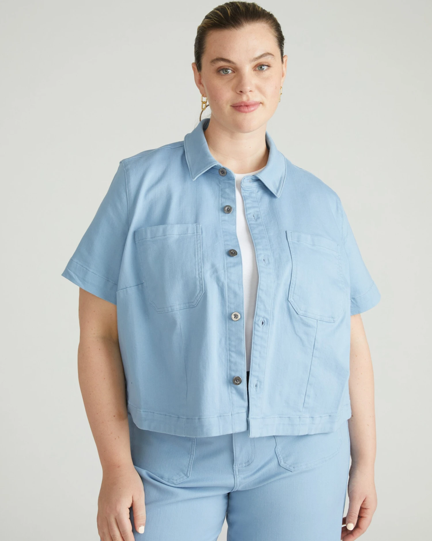 Flynn Short Sleeve Denim Shacket - Clear Sky Blue 4 Flynn Short Sleeve Denim Shacket - Clear Sky Blue - Image 2