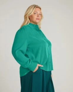 Endora Stretch Cupro Blouse - Green Tourmaline -UNIVERSAL STANDARD USTO1978XP 938 Endora Blouse in Cupro Green Tourmaline 002 183 2812d859 2d88 4295 898c 317532910a96