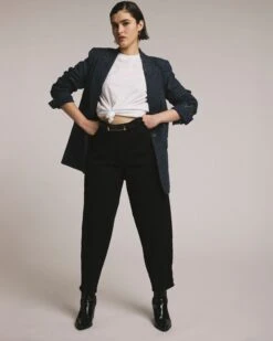 High Rise Twisted Leg Jeans - Jet Black Dakota Style