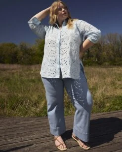 High Rise Wide Leg Stretch Jeans - Claudia Clear Sky Denim