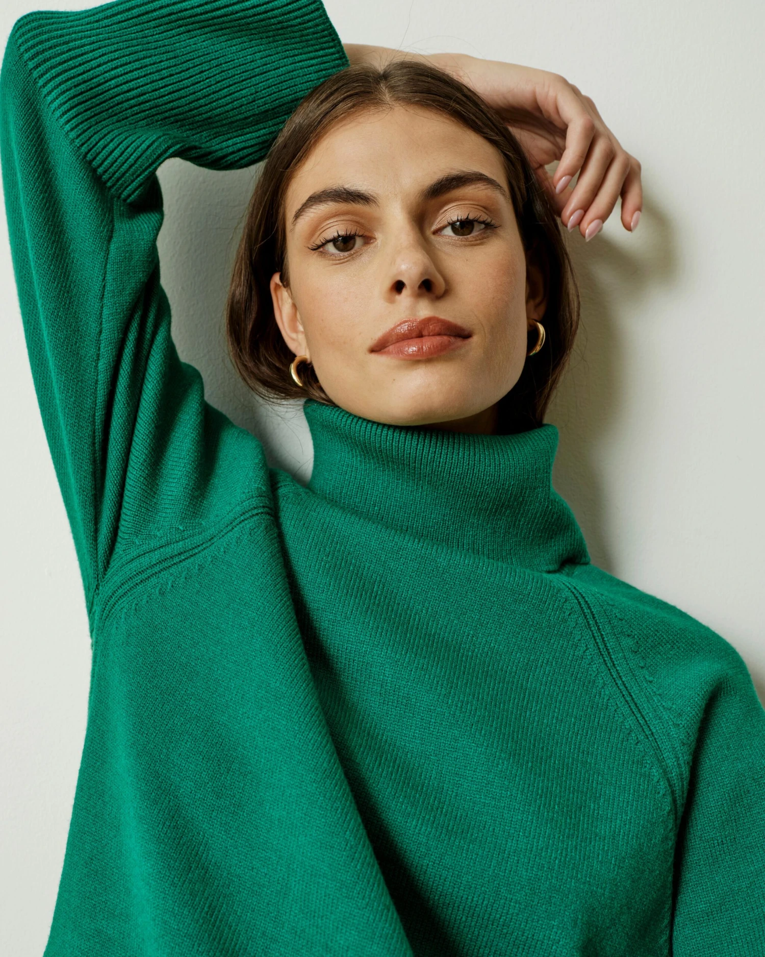 Oversized Turtleneck Sweater - Ultra-Soft Cashmere Alternative 4 Oversized Turtleneck Sweater - Ultra-Soft Cashmere Alternative - Image 2